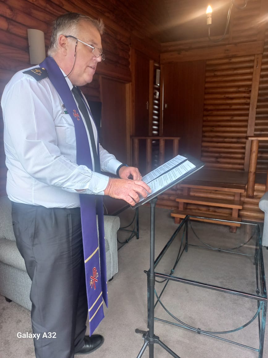 Wedding ceremony by Dr. Gerrit Rademeyer in Calitzdorp