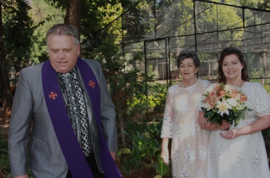 Wedding ceremony by Dr. Gerrit Rademeyer in Calitzdorp