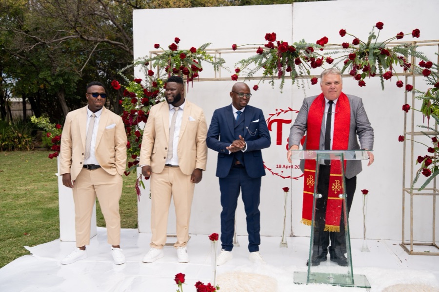 Wedding ceremony by Dr. Gerrit Rademeyer in Calitzdorp
